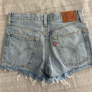 Levi jean shorts